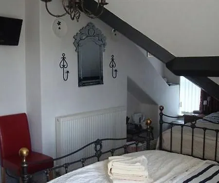 Esklet 4*