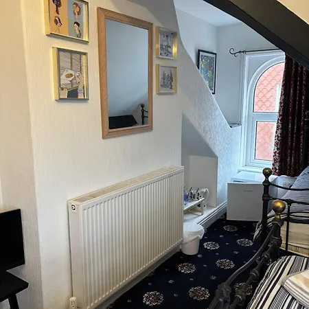 Esklet Guest house