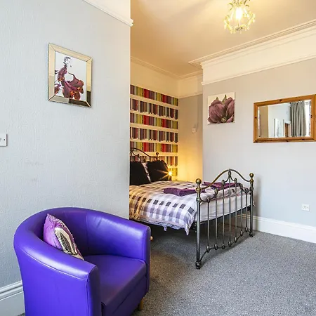 Esklet Γουίτμπι