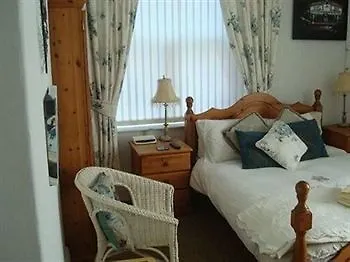 Esklet 4* Уитби
