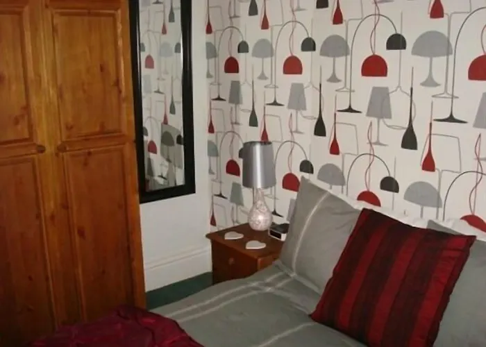 Esklet Πανσιόν 4*