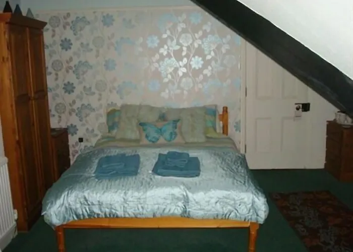 Esklet 4* Γουίτμπι