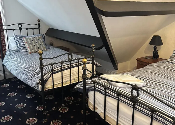 Esklet 4* Γουίτμπι