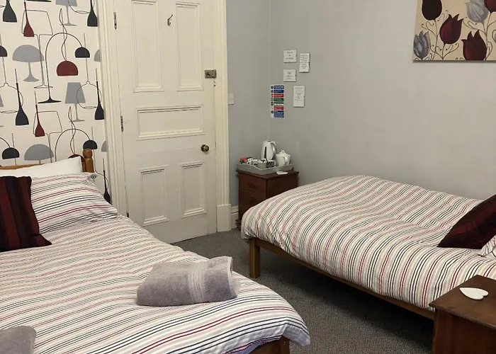 Πανσιόν Esklet 4*