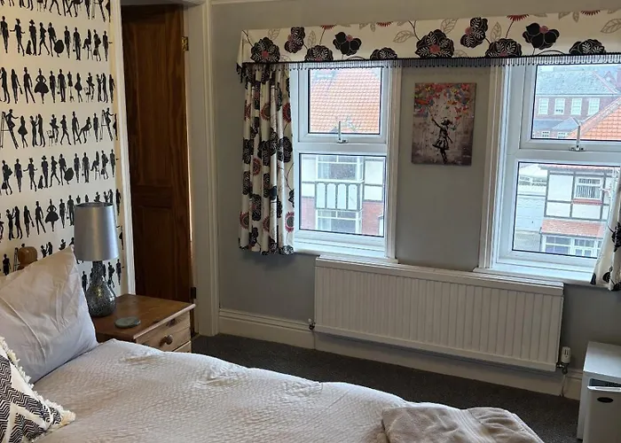 Πανσιόν Esklet 4*